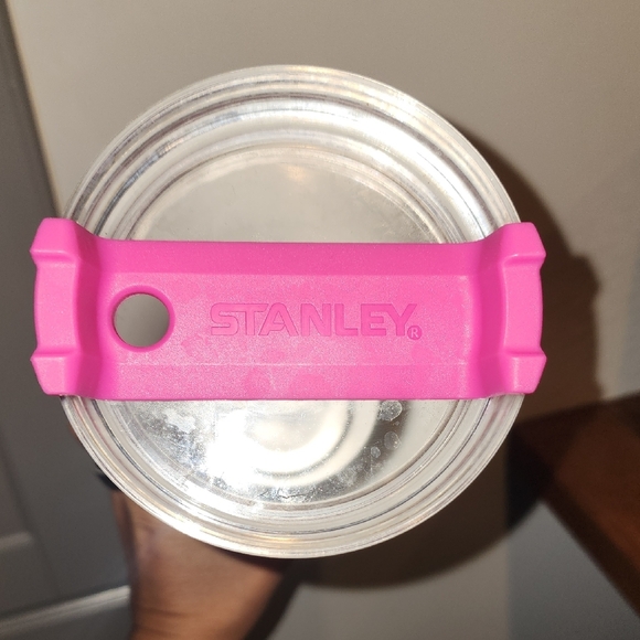 Stanley Vibrant Pink Insulated Tumbler - Picture 3 of 4